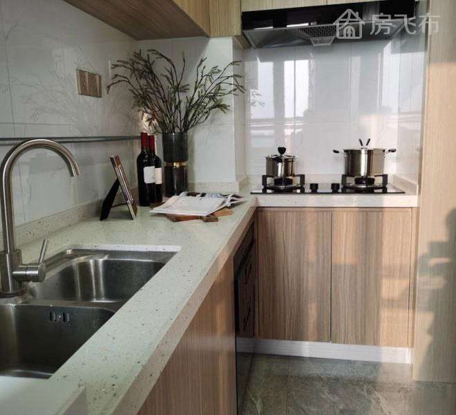 前海封面 深圳万达 真公寓户户通燃气送阳台