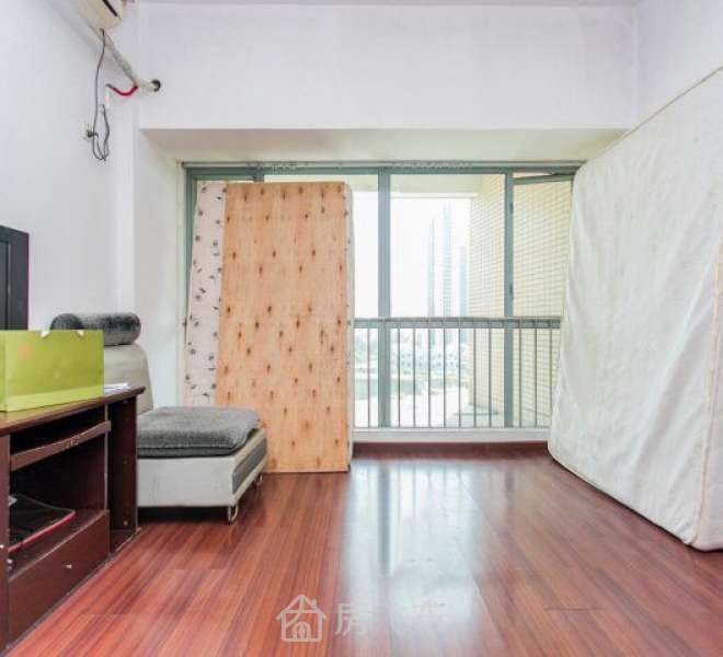 民治地铁碧水龙庭大三房 入户高赠送 满五唯一