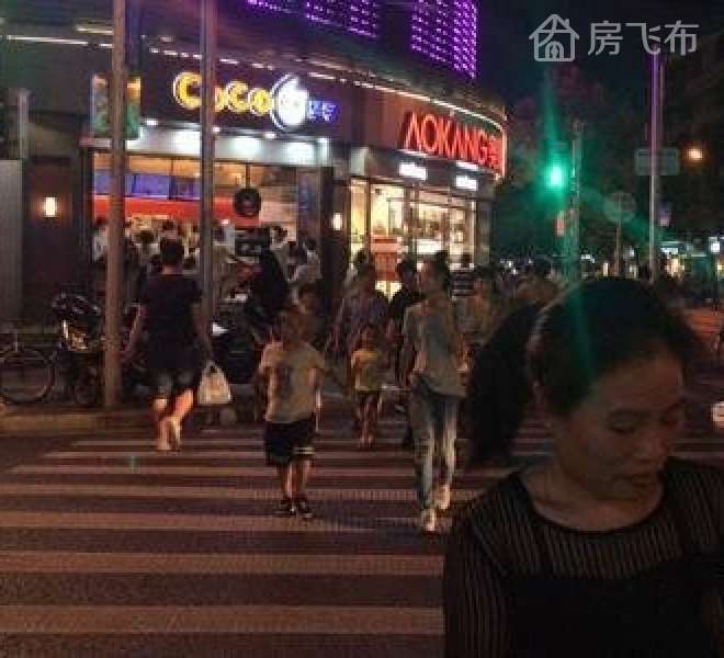 布吉海鲜市场附近 沿街一楼