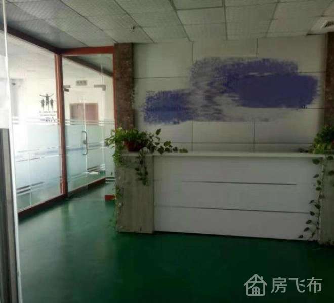 (出租) 急租楼上精装900平公摊小无转让费，公明楼村