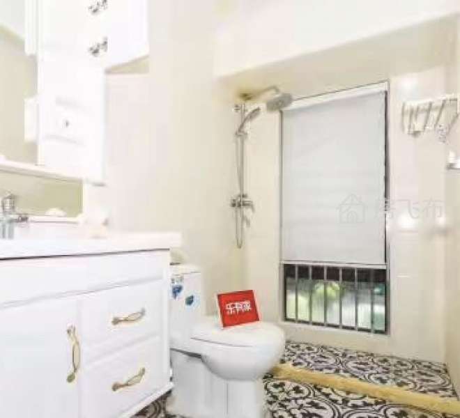 红本带学位！豪华装三房可落户 首付30万搞定 业主包税过户