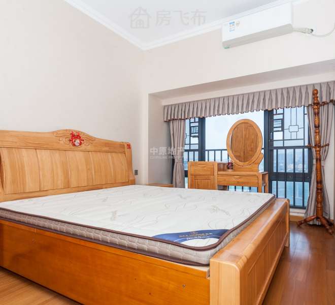 佳兆业城市广场三房，79平带全家租5500元