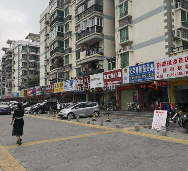出售｜龙华成熟社区 160万总价临街小铺 税费少 紧邻60万平商业