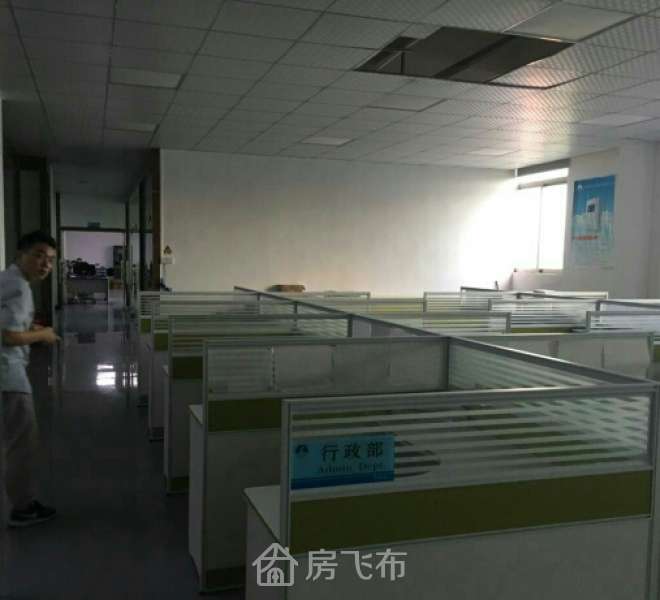 出租|福永107国道旁新出1100平精装修无转让费原房东厂房招租