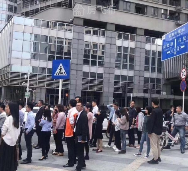 (出租)南山世界之窗地铁口临街，可奶茶便利店，无转让费