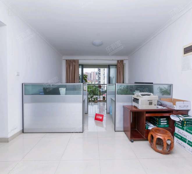 使用100平 超大三房 单价仅3字头 带省一级重点学位 泰式大花园社区