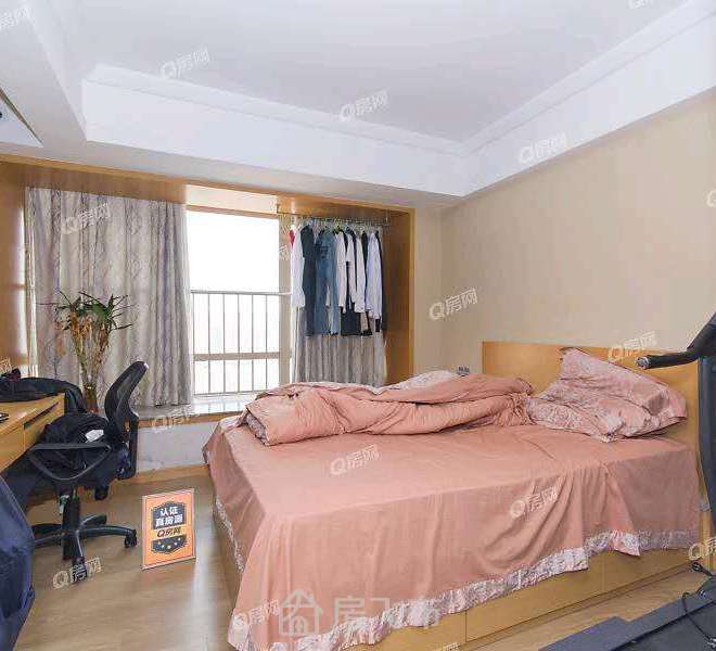 地铁口物业，安静看花园