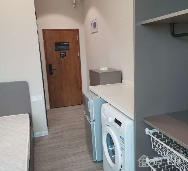 福永地铁口公寓拎包入住