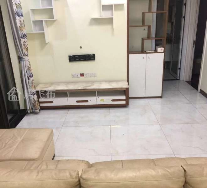 西乡领航城二期三房出租