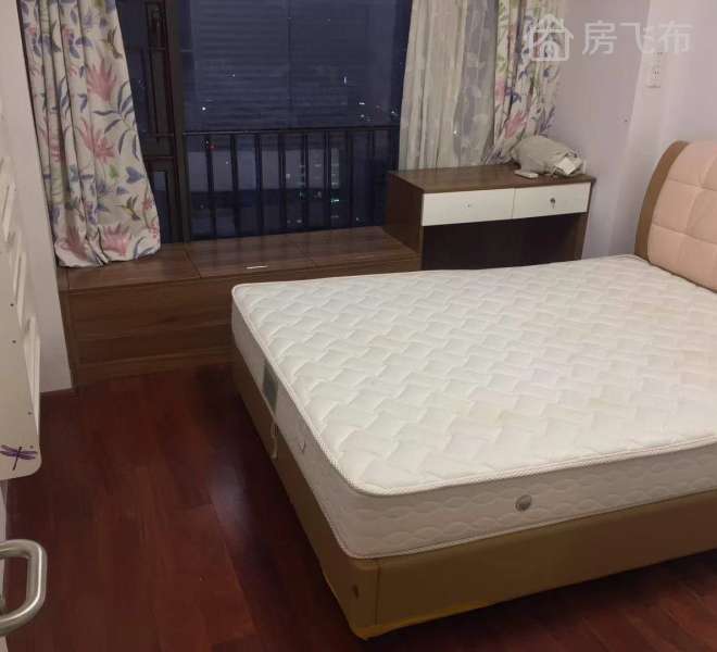 西乡领航城二期三房出租