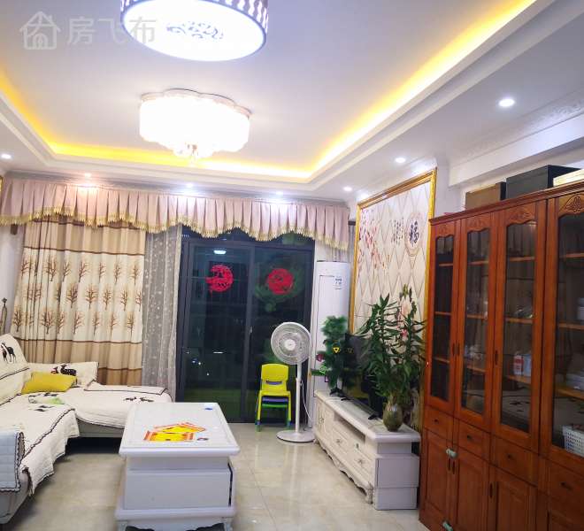 光明楼村地铁口，125平米，大3房，豪华装修，125W