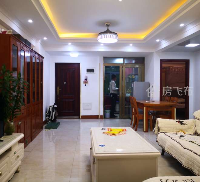 光明楼村地铁口，125平米，大3房，豪华装修，125W