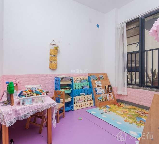 佳兆业城市广场七房复式141平售1050万，一楼带花园和地下室