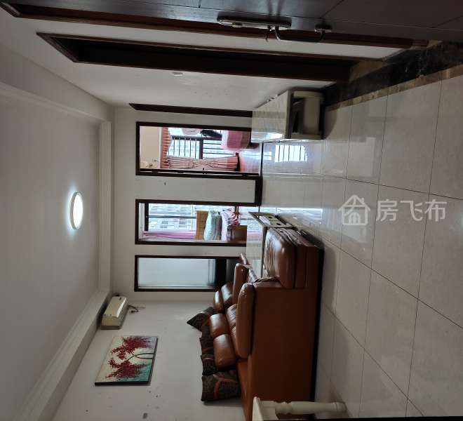 向南瑞峰花园 大三房 靠深大 近海岸城