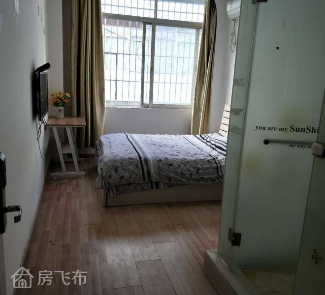 西丽地铁口附近房源 电梯房 光线通风好  全新装修