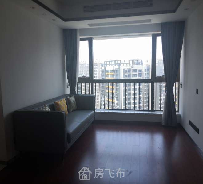 红山地铁口无缝，精装大3房诚意出租，家私全齐，看房方便