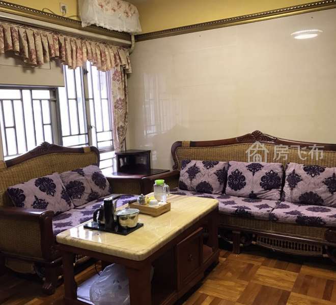 罗湖黄贝岭地铁站深发花园2房出租