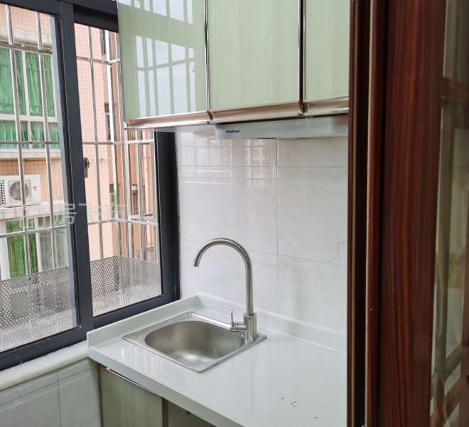 坪洲地铁站步行10分钟