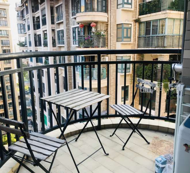 天骄华庭精装一房一厅出租