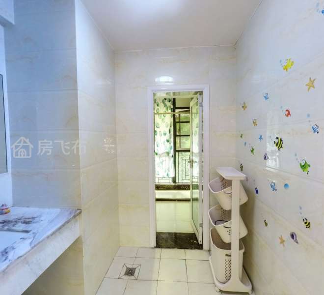 星河丹堤五房复式，275平急1950方，无个税