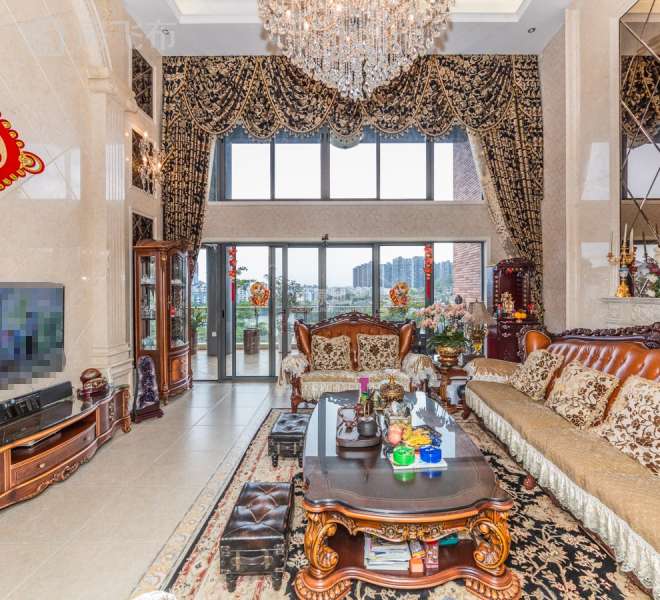 星河丹堤七房复式，豪装，客厅前后带大阳台