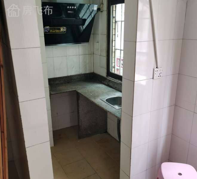 李松蓢，罗田附近精装公寓