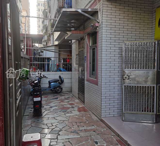 后瑞地铁站，黄田小学，航城街道办附近一室一厅带大阳台出租