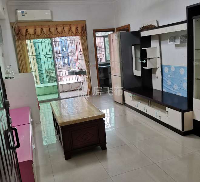 本人房东直租上横朗两房一厅