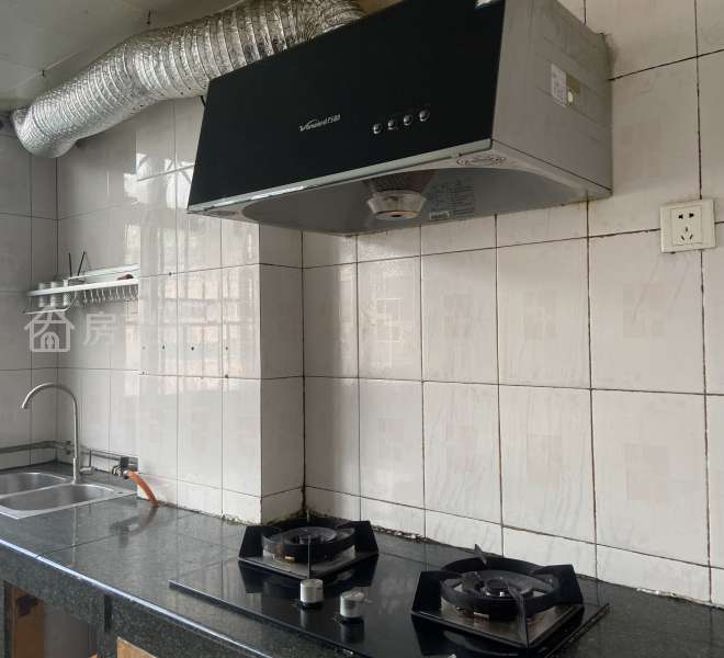 南山区西丽体育中心综合楼三房业主直租