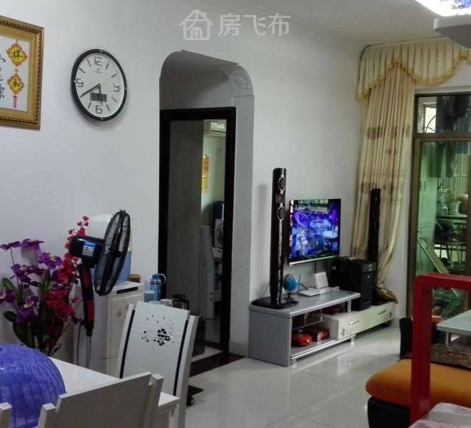 三房两厅两卫106.9平方，户型方正采光好