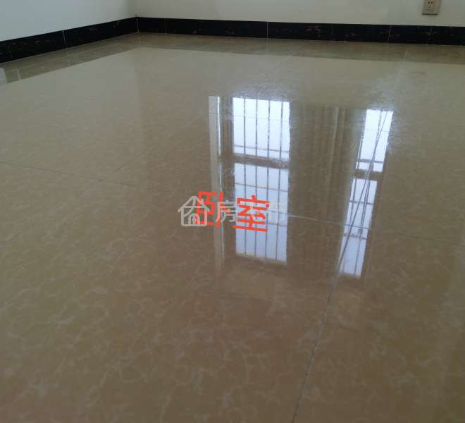 布吉地铁站两房急租，看房方便