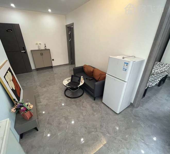 坪洲地铁300米房东直租