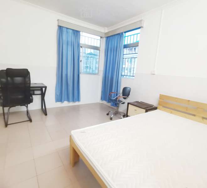 1号线大新站近科技园1房1厅1卫58平整租拎包入住