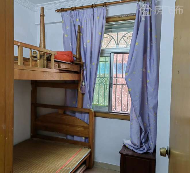 华龙新村三房二厅出租