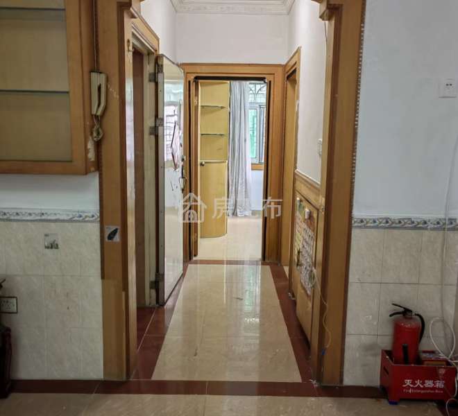 华龙新村三房二厅出租