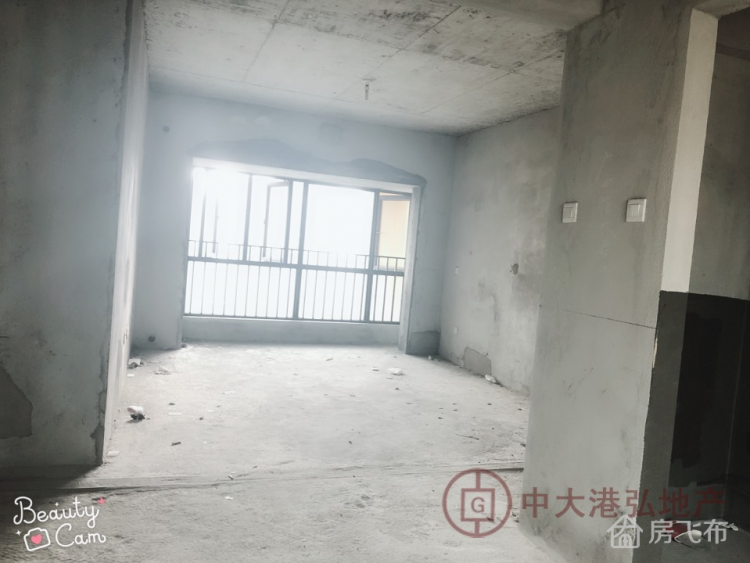龙岗区龙岗中心保利上城3室2厅2卫89平米
