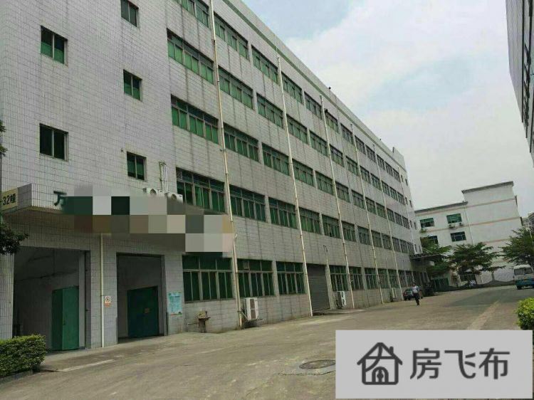 (出租) 福永和平大型工业城3楼2600平厂房出租带装修