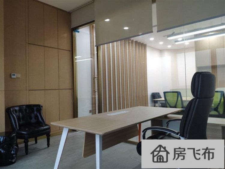(出售) 华南城铁东 写字楼带装修64平仅售74万