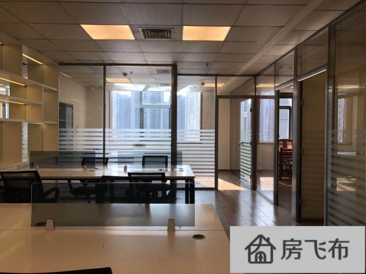 (出租) 深圳北站 精装修办公室168平 双面采光特惠