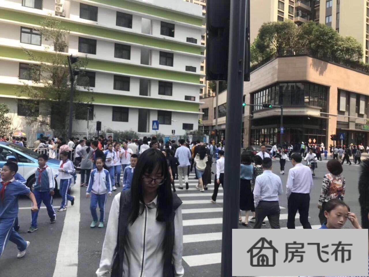 (出租) 华润二期 大冲高新园商业广场招 餐饮 教育培训